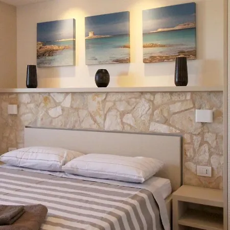 Welcomely - Bouganville - Asinara * Sorso